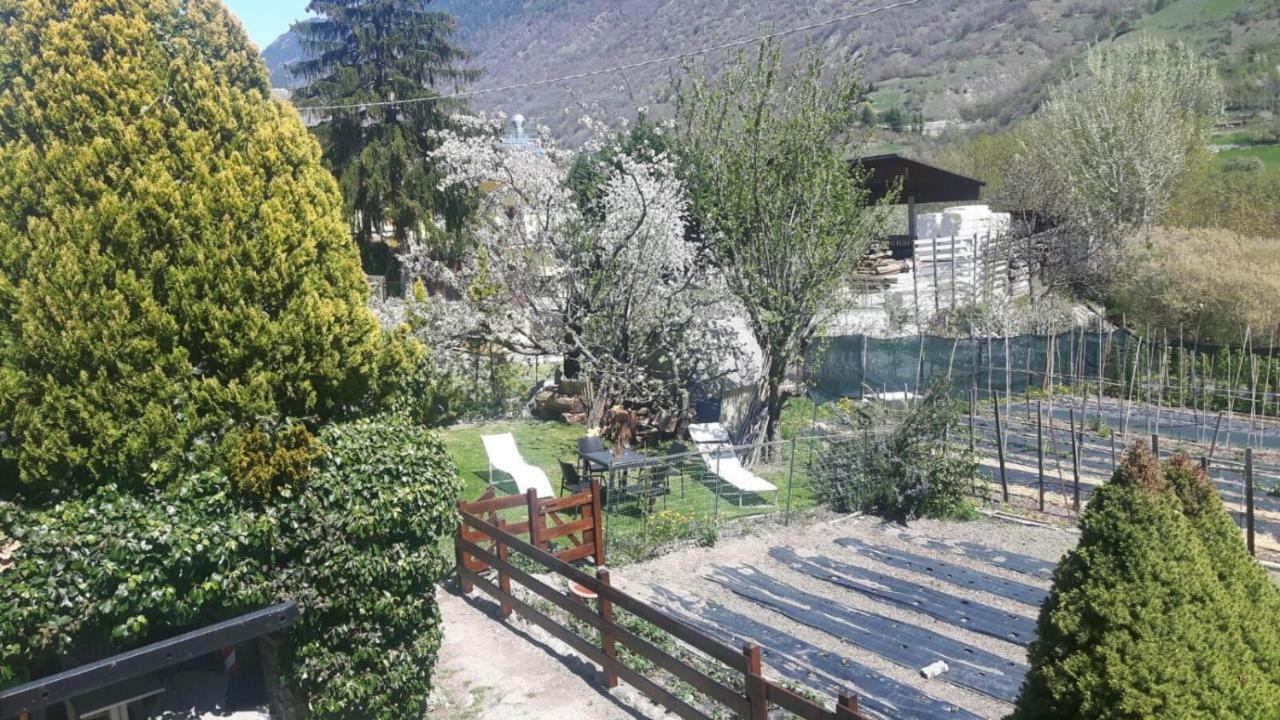 Casa Vacanze Germano アオスタ エクステリア 写真