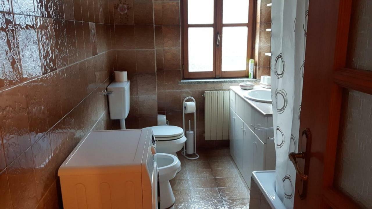 Casa Vacanze Germano アオスタ エクステリア 写真